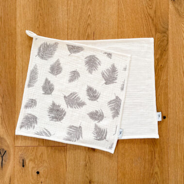 zestaw dwóch ręczników muślinowych w kolorach jasnych